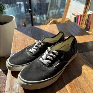 Classic Black Canvas Men’s Sneakers with White Laces